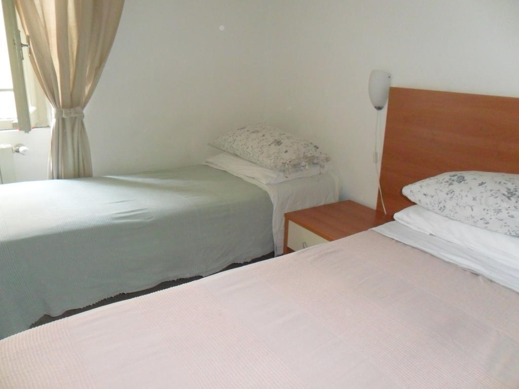 Albergo Romeo Noli Szoba fotó